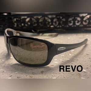 Revo Waypoint Polarized Sunglasses for Men RE2044